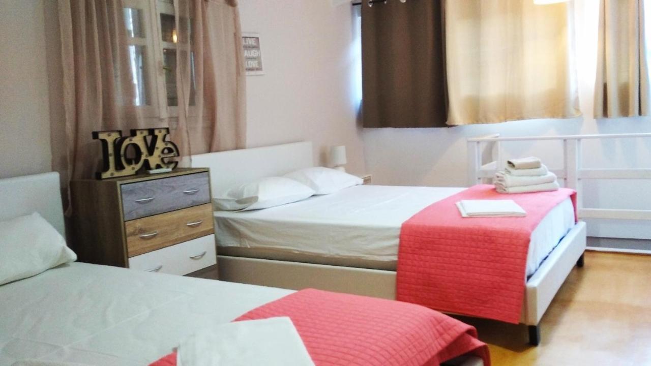 "Villa Kanavos" Apts Matala Exterior foto