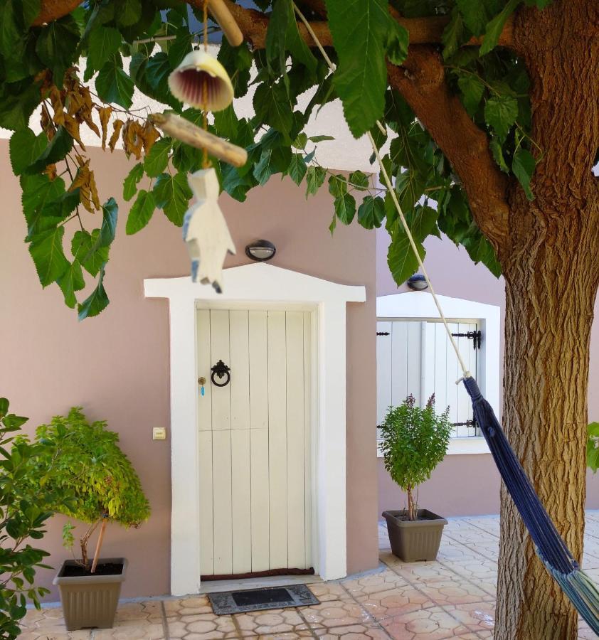 "Villa Kanavos" Apts Matala Exterior foto