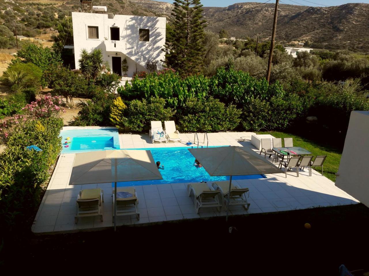 "Villa Kanavos" Apts Matala Exterior foto