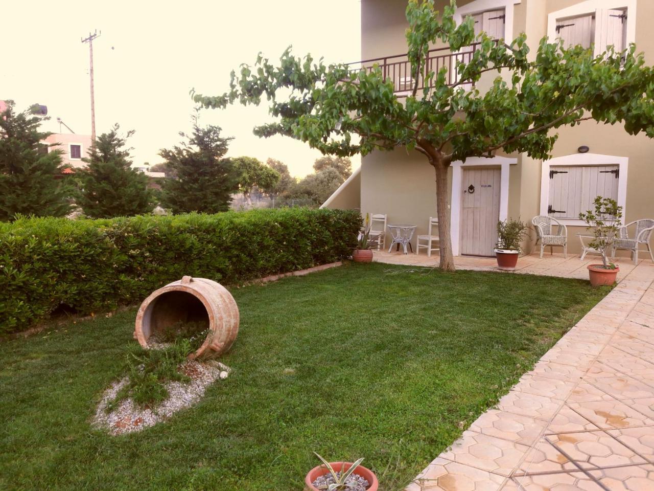 "Villa Kanavos" Apts Matala Exterior foto