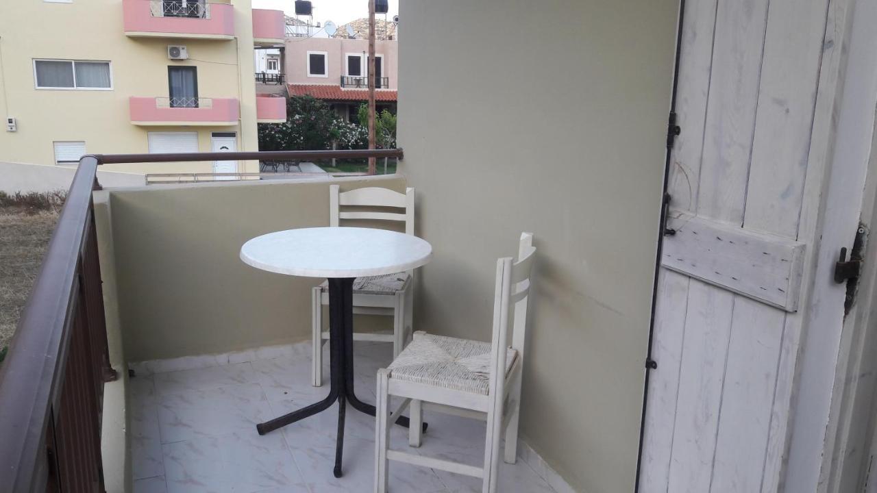 "Villa Kanavos" Apts Matala Exterior foto